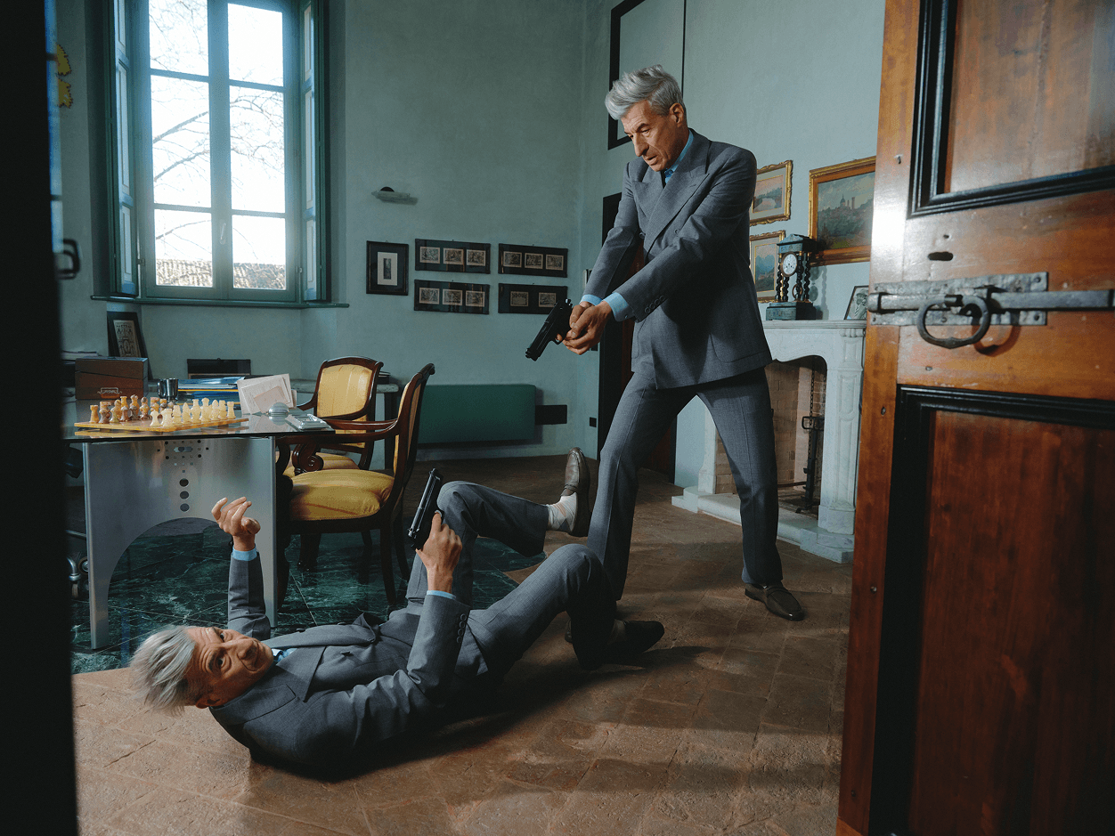 maurizio cattelan
maurizio cattelan artist